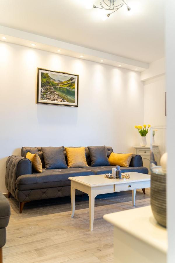 Boka View Luxury Suite - With Free Garage Parking Kotor Bagian luar foto