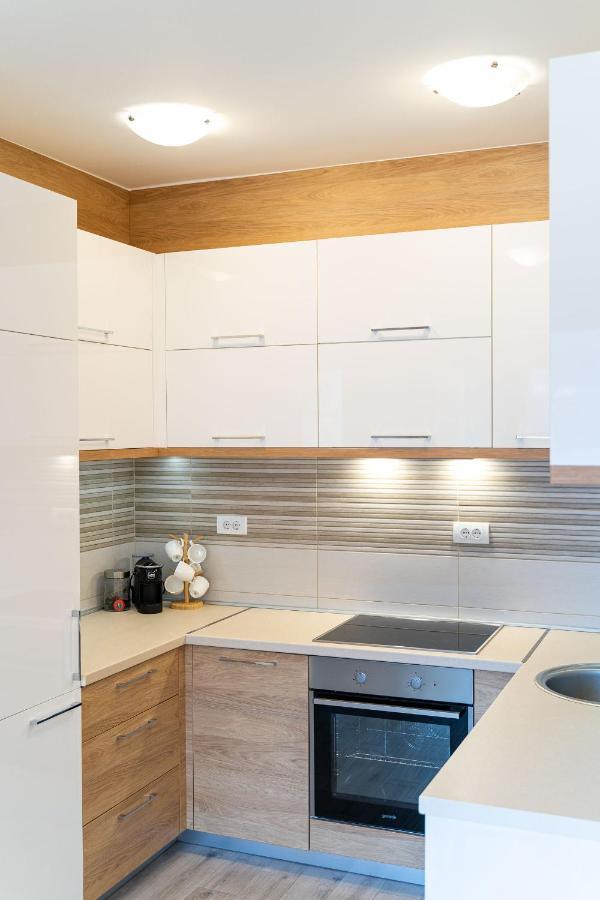 Boka View Luxury Suite - With Free Garage Parking Kotor Bagian luar foto