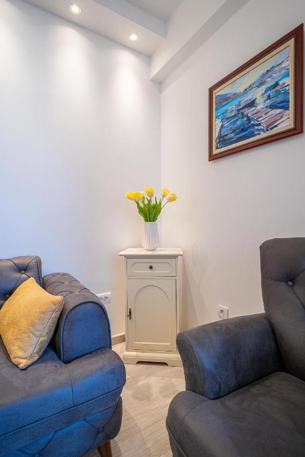Boka View Luxury Suite - With Free Garage Parking Kotor Bagian luar foto